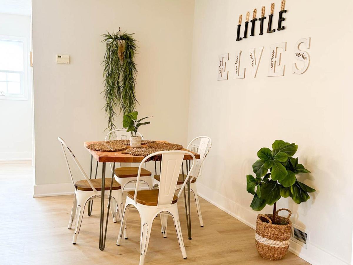 Dreamy Boho Remodeled Cottage With Mountain Views スパルタ エクステリア 写真